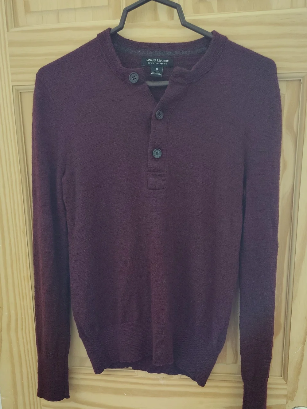 Banana Republic Men's Burgundy Fine Merino Wool Button-Neck Sweater
